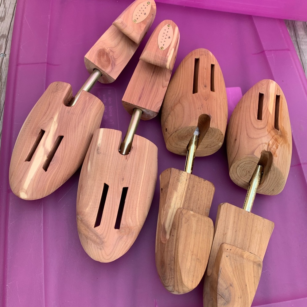 Wooden shoe horns